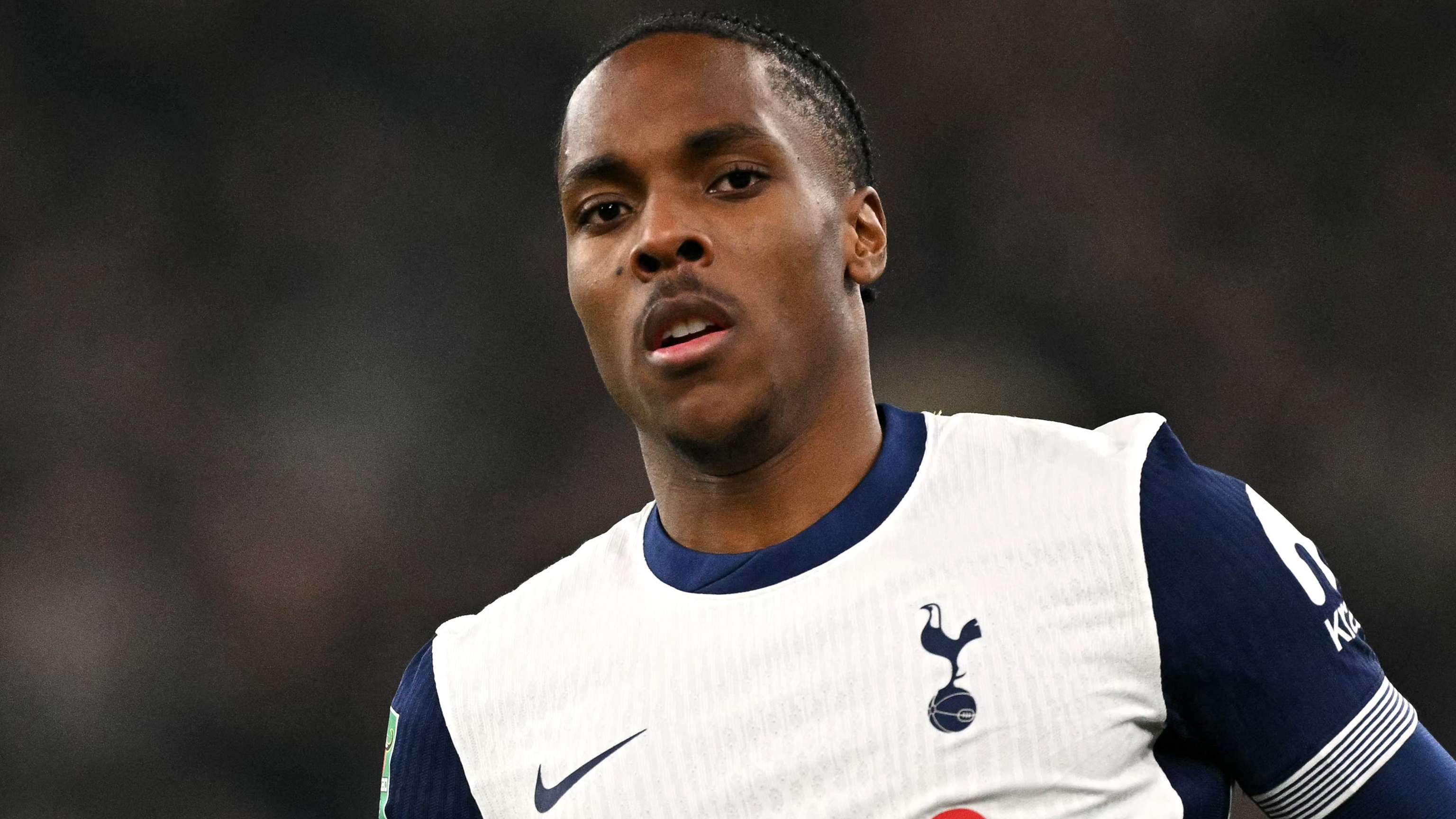 给比赛增添 给比赛增添